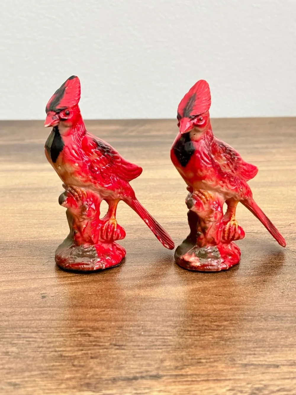 VINTAGE Mid century Cardinal Bird Perched Branch Figurine Collectible Pair SET 2